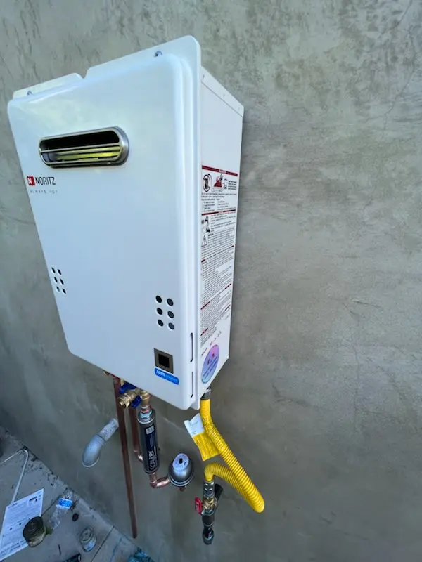 Tankless water heater installation for Hogeye homes
